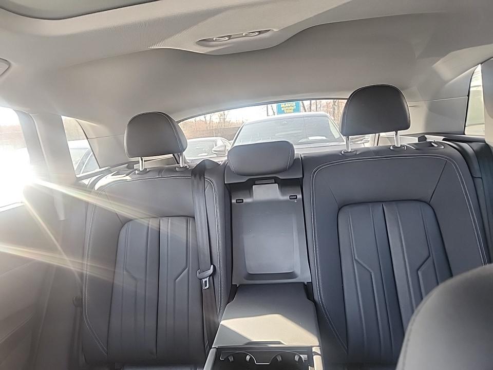 2022 Audi e-tron Premium AWD