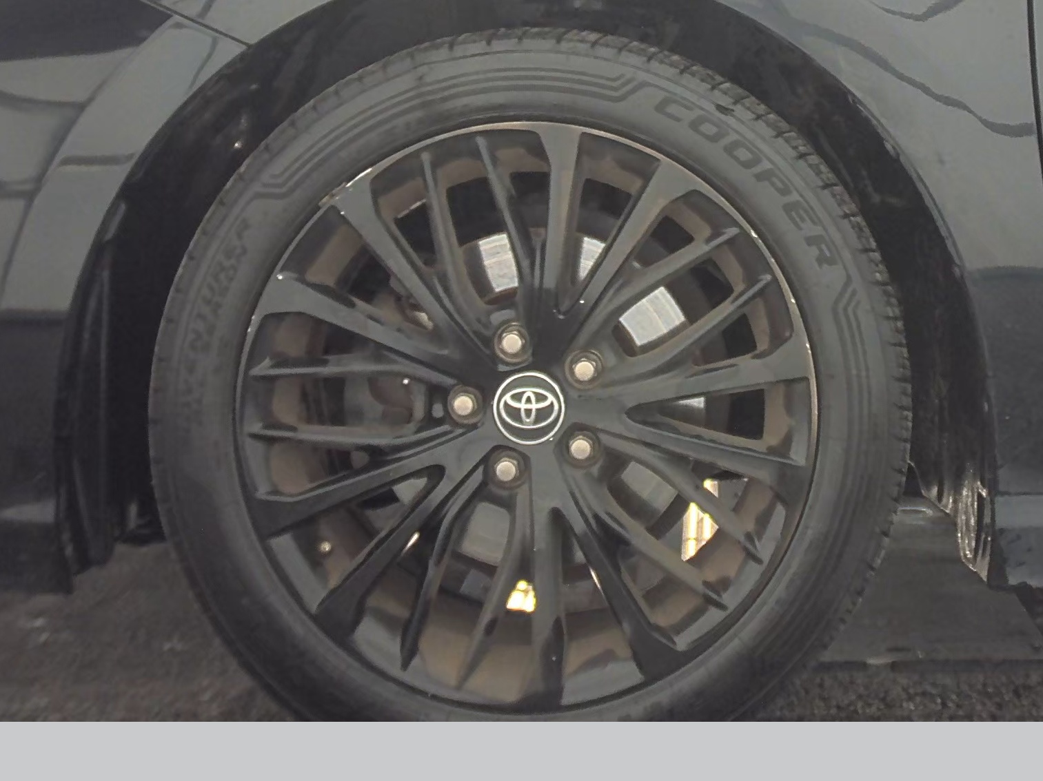 2020 Toyota Camry SE FWD