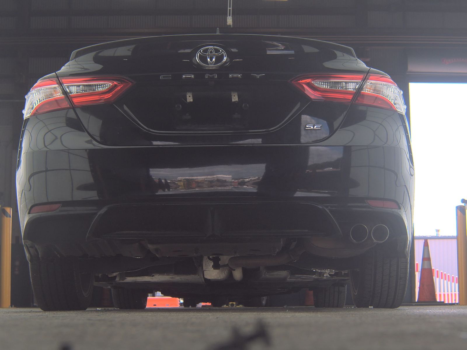 2020 Toyota Camry SE FWD