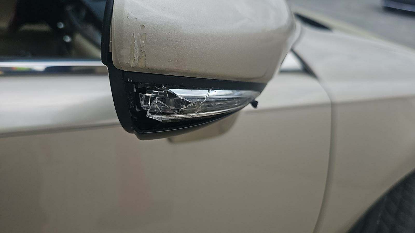 2013 Lexus ES ES 300h FWD