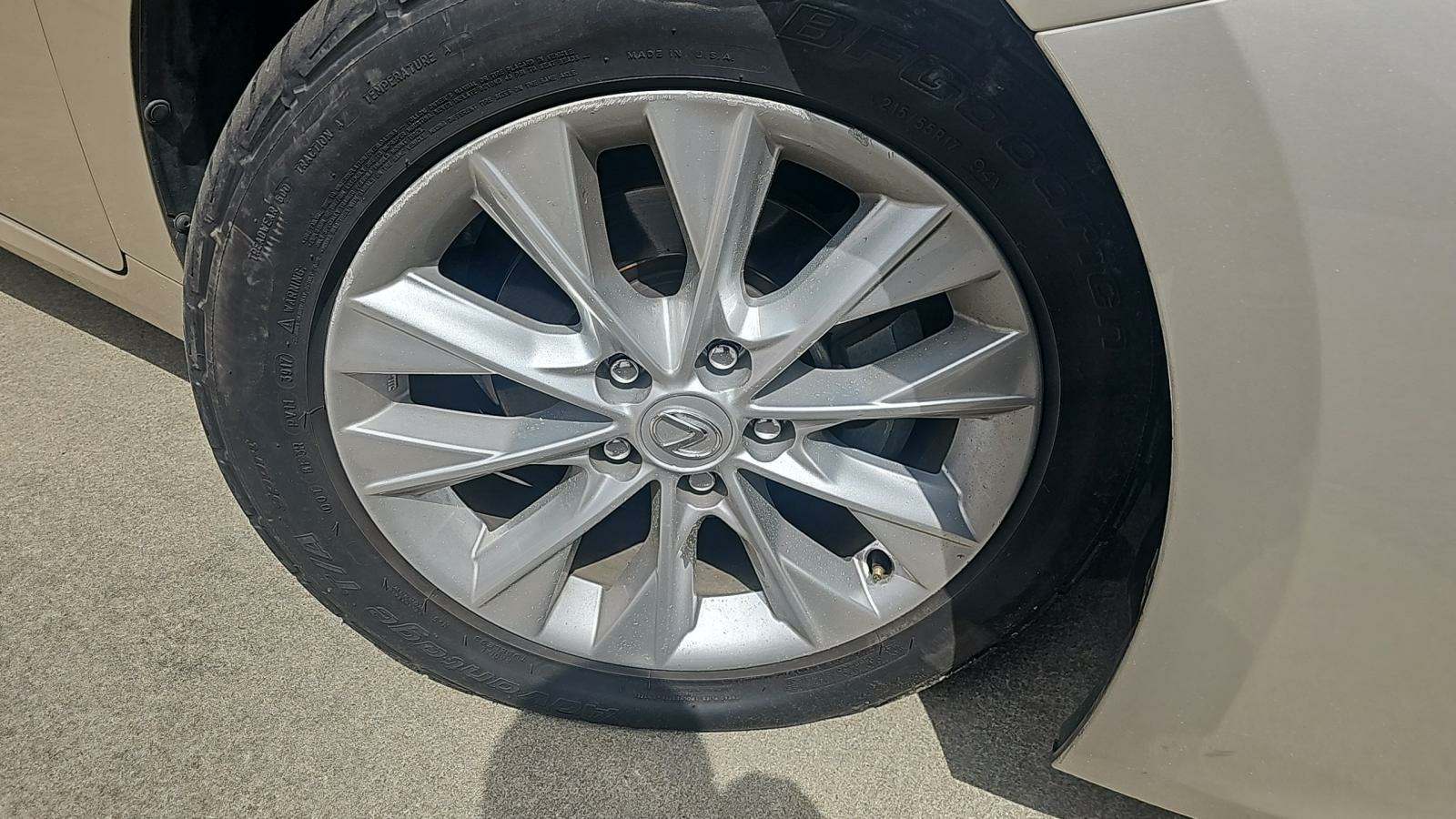 2013 Lexus ES ES 300h FWD