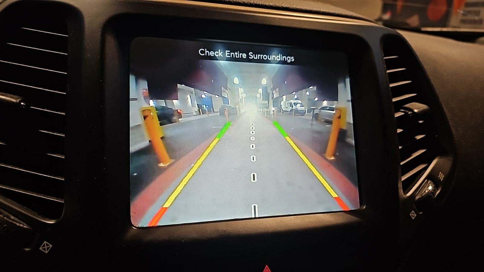 2016 Jeep Cherokee Latitude FWD