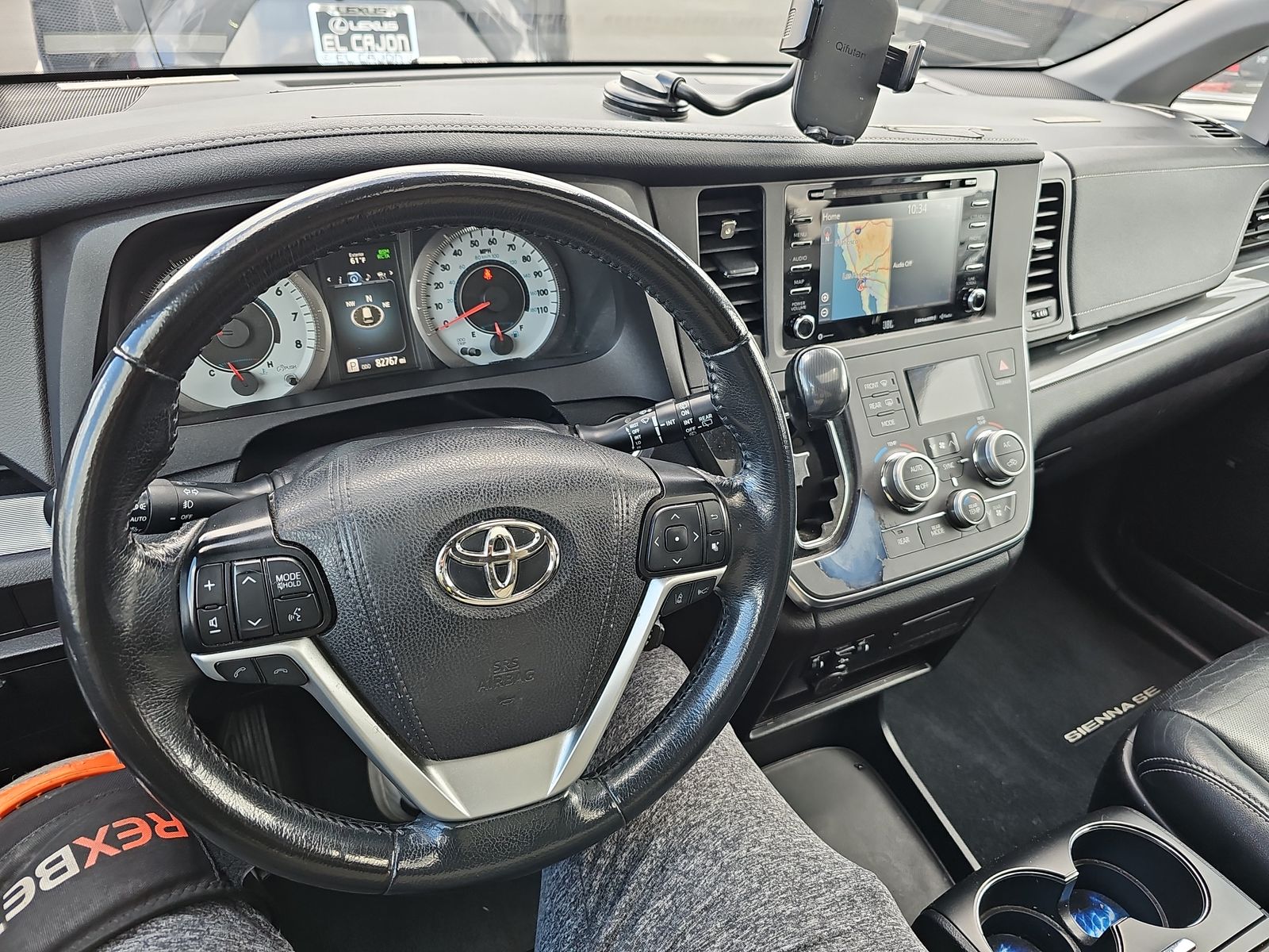 2019 Toyota Sienna SE FWD