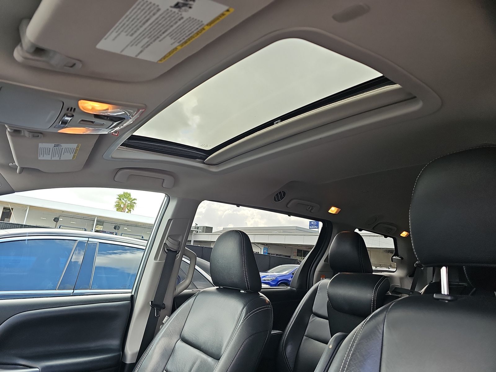 2019 Toyota Sienna SE FWD