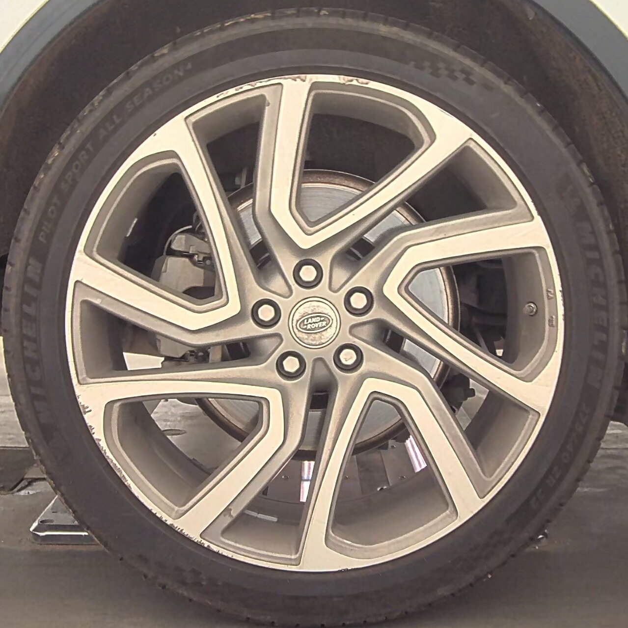 2019 Land Rover Discovery HSE AWD