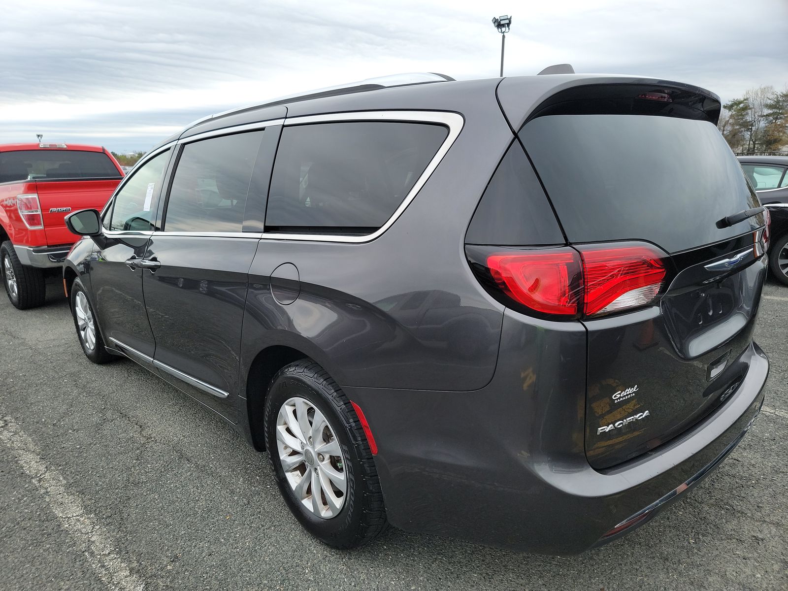 2019 Chrysler Pacifica Touring L FWD