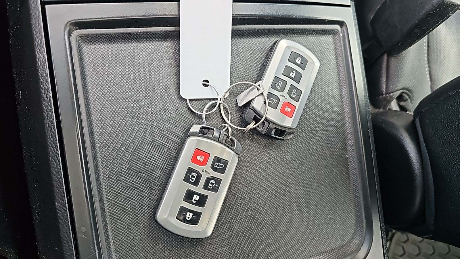 2019 Toyota Sienna SE FWD