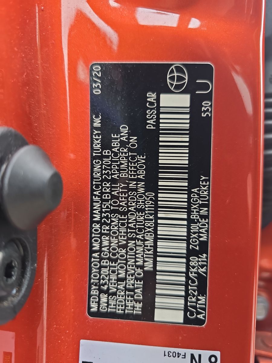 2020 Toyota C-HR XLE FWD