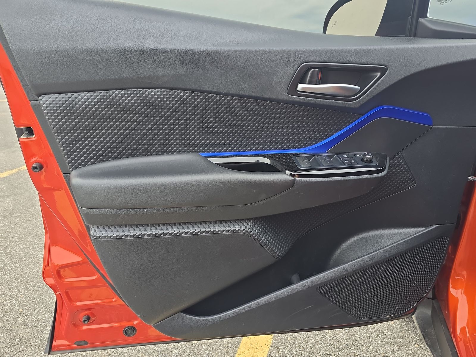 2020 Toyota C-HR XLE FWD