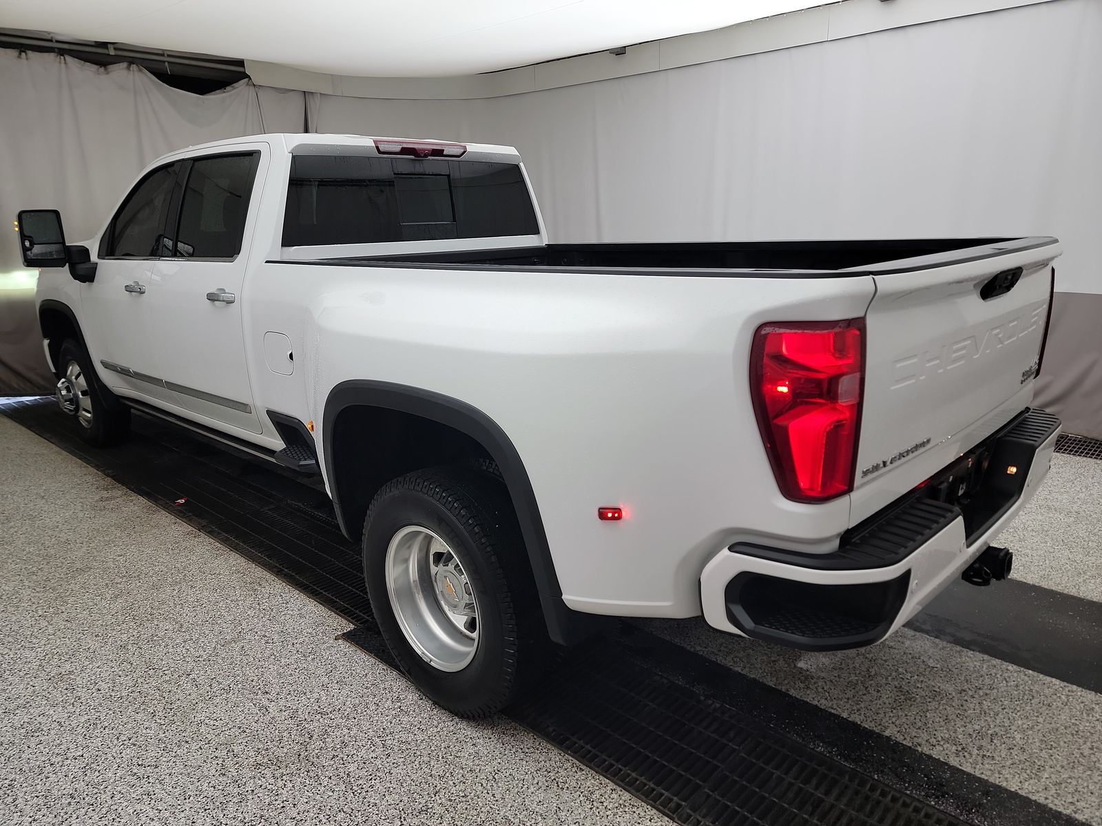 2024 Chevrolet Silverado 3500HD High Country AWD