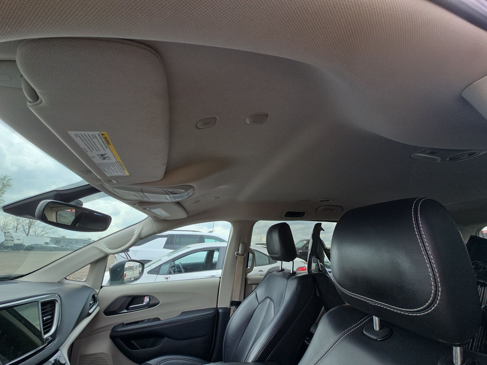 2023 Chrysler Pacifica Touring L FWD