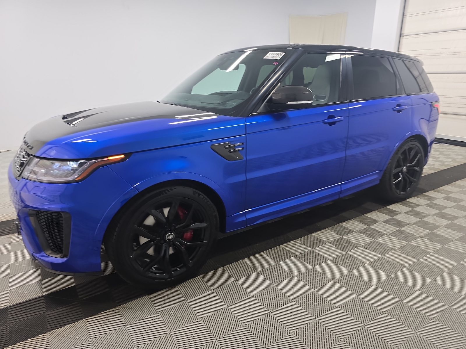 2020 Land Rover Range Rover Sport SVR AWD