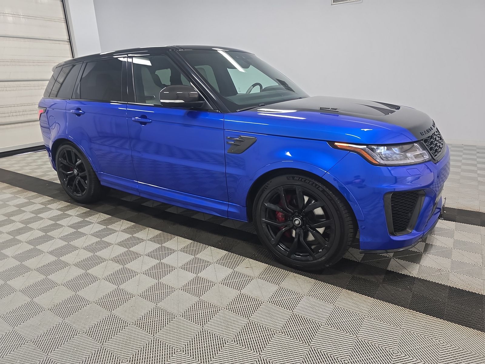 2020 Land Rover Range Rover Sport SVR AWD