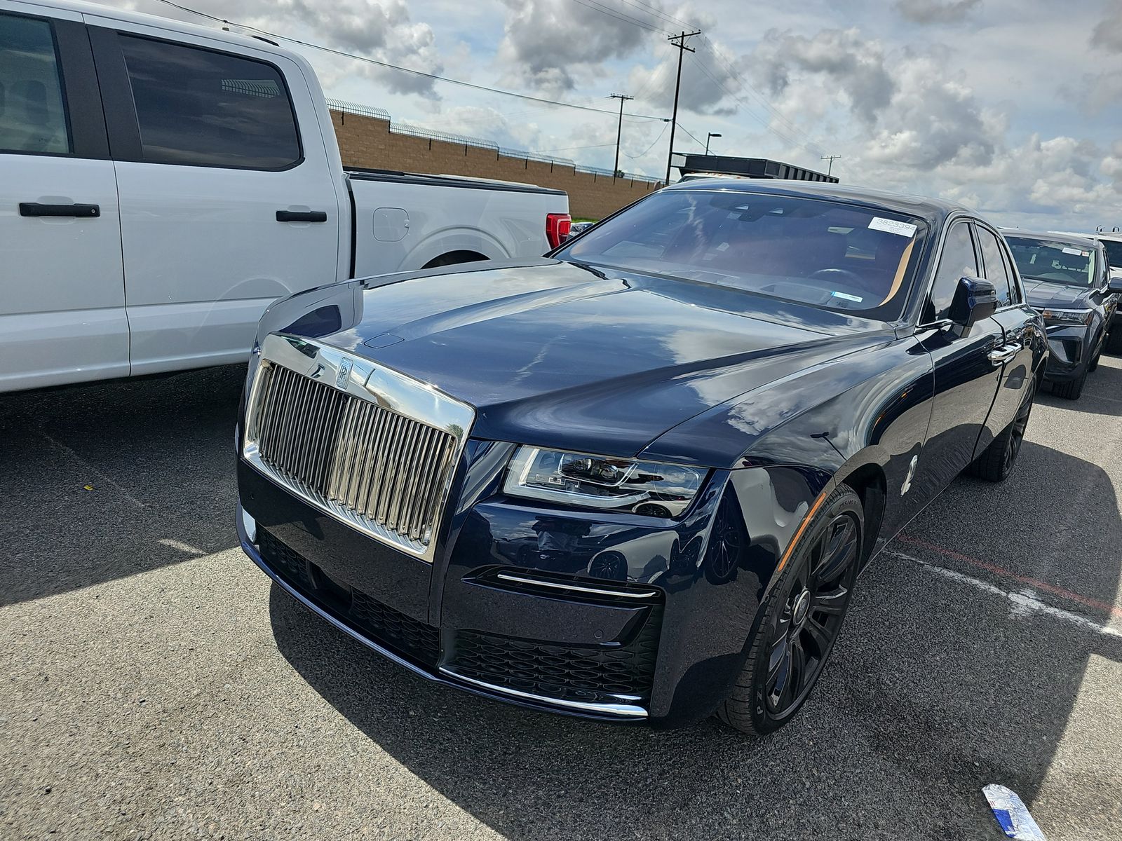 High-quality used cars Rolls-Royce Ghost. Only Clean Title!