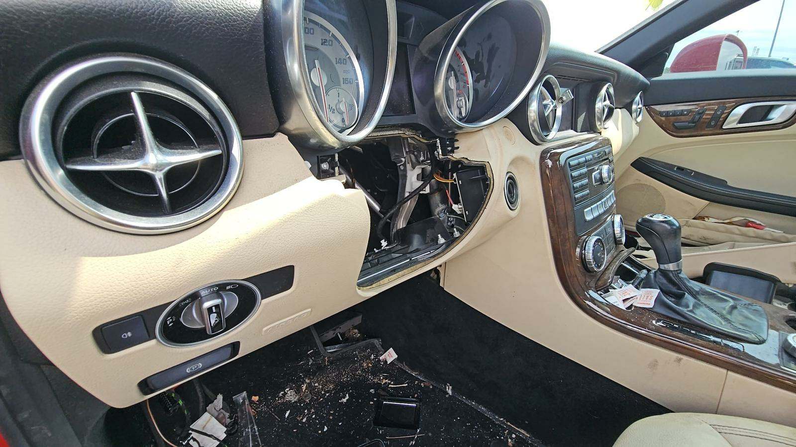 2015 Mercedes-Benz SLK-Class SLK 250 RWD
