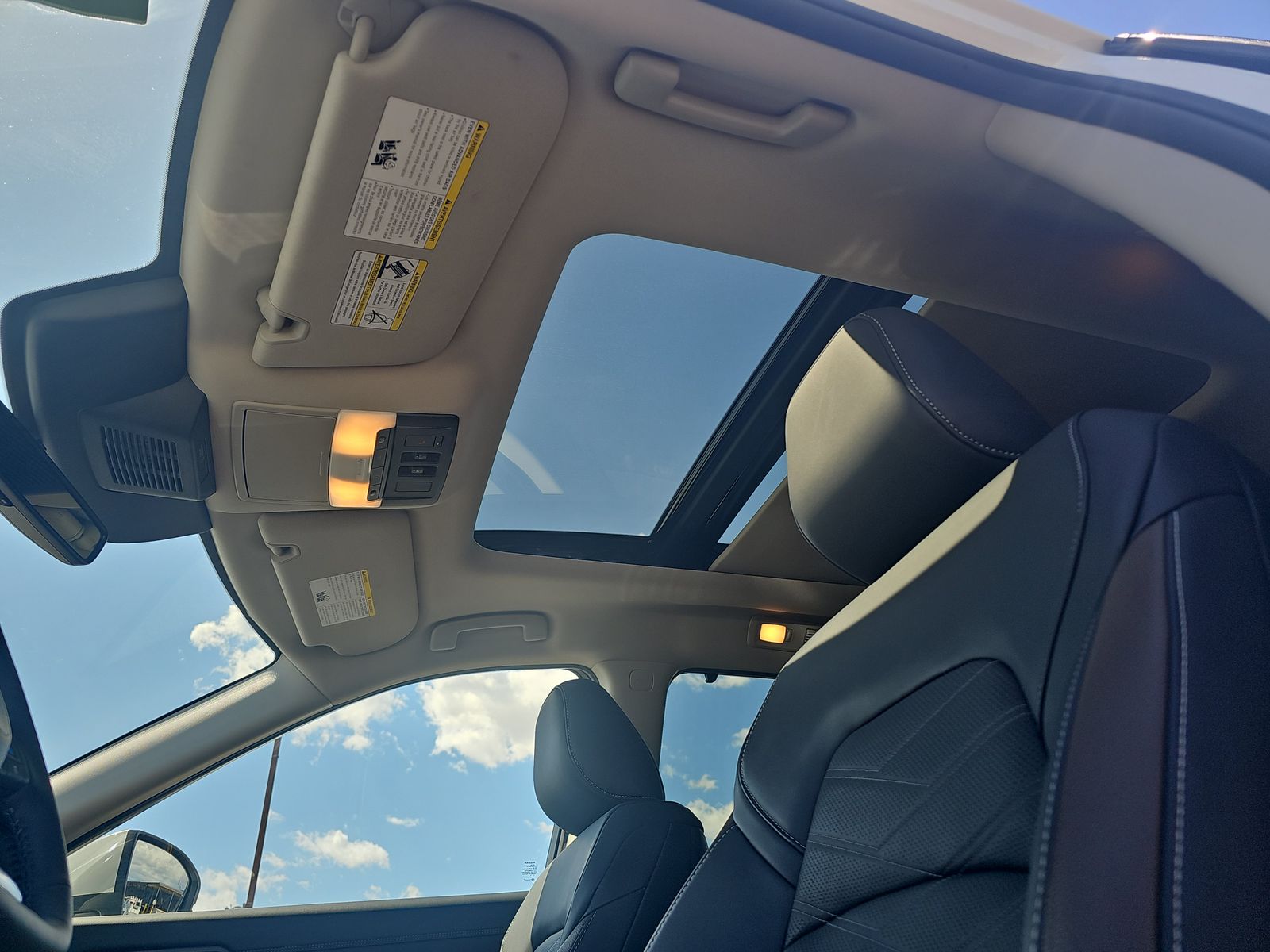 2024 Nissan Pathfinder Platinum FWD