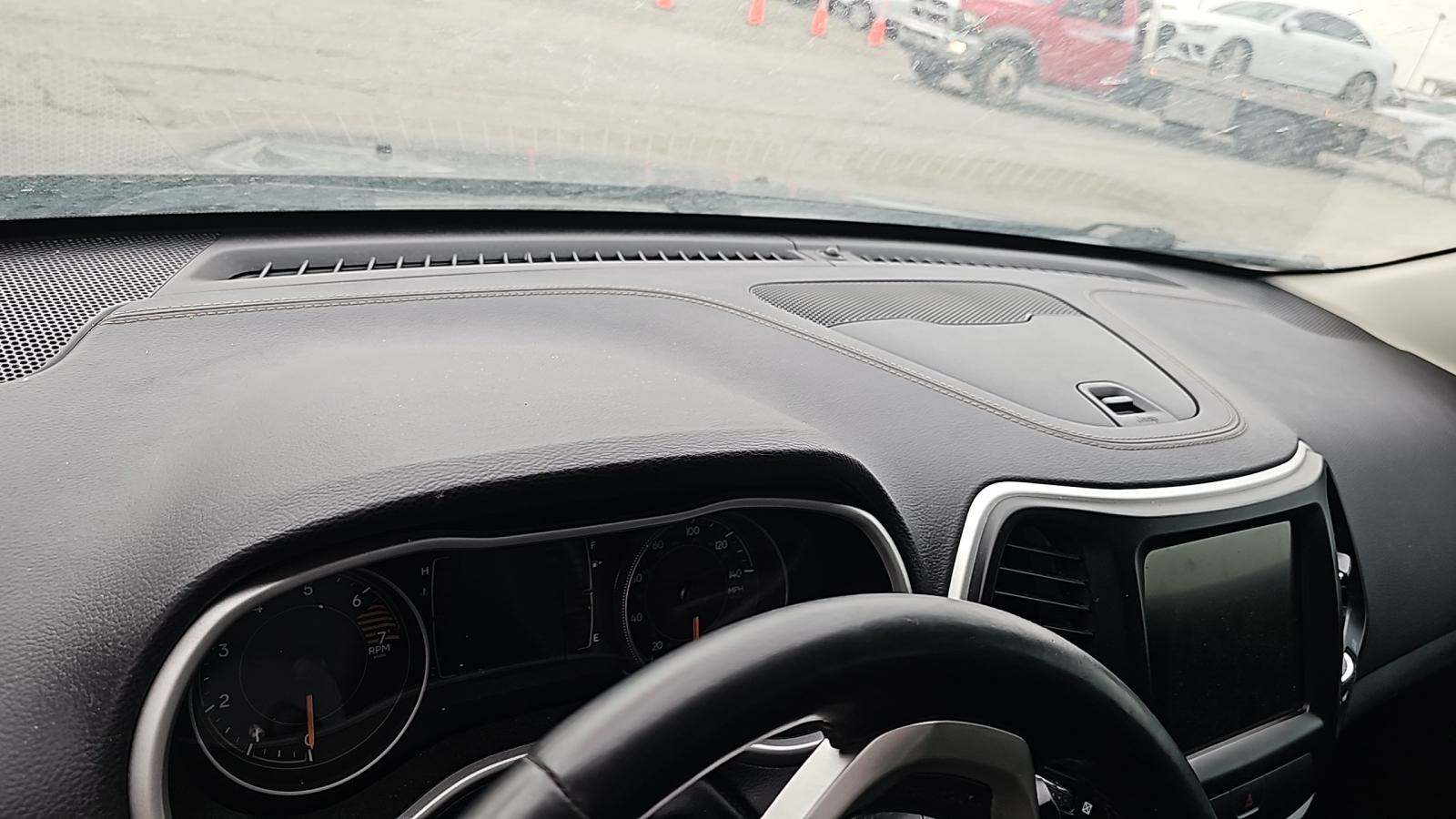 2018 Jeep Cherokee Latitude Plus FWD