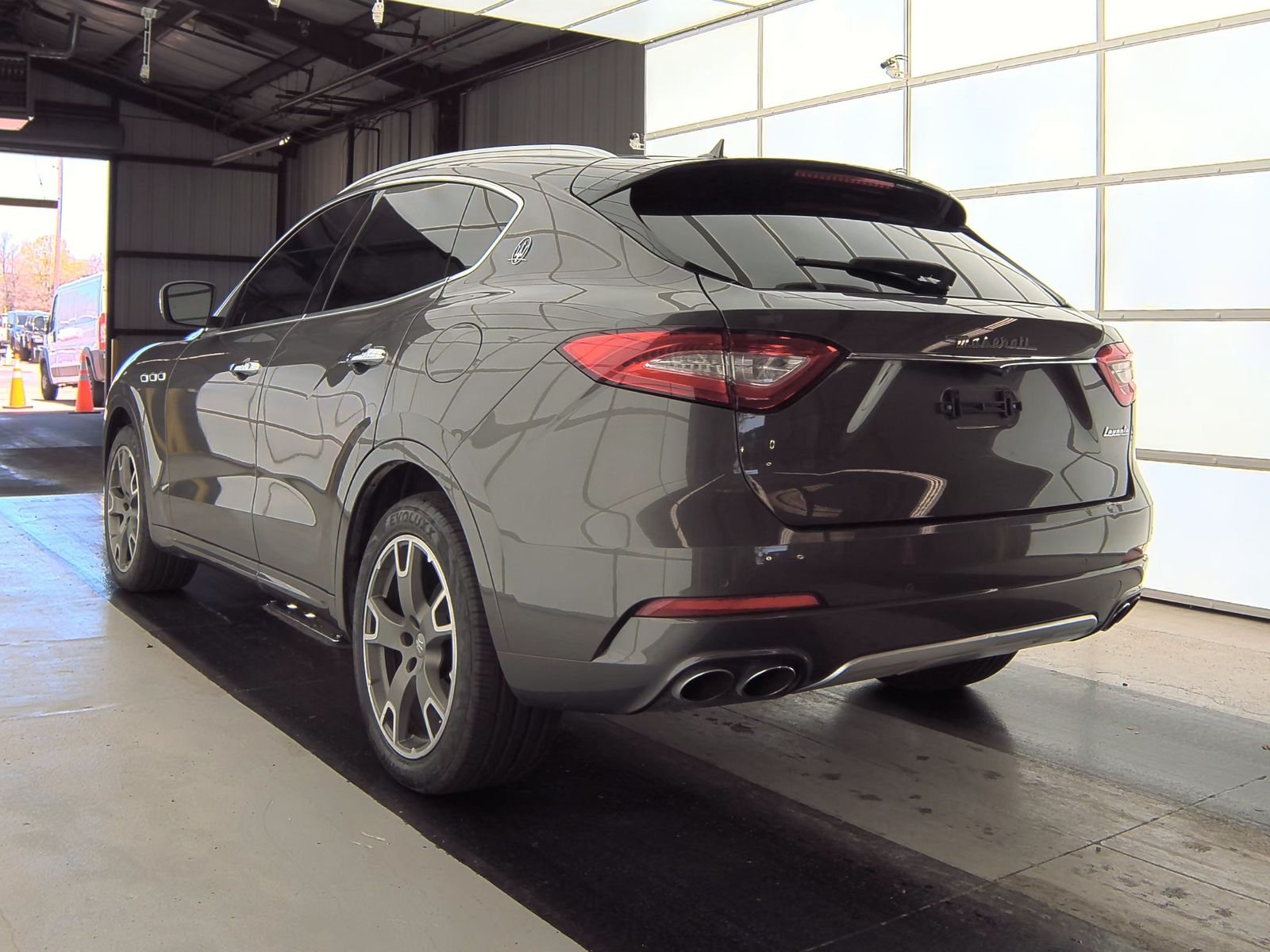 2017 Maserati Levante Base AWD