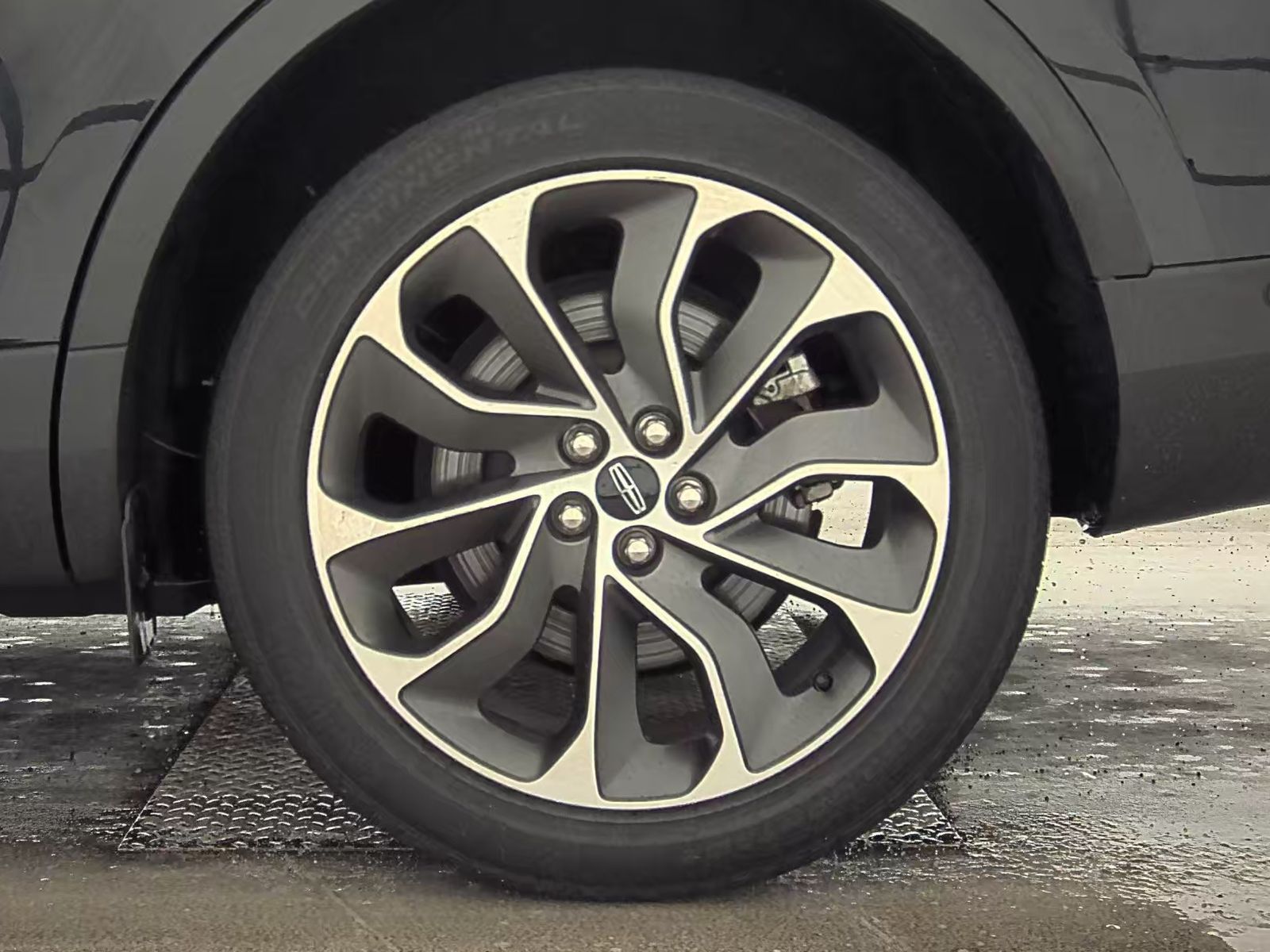 2022 Lincoln Nautilus Reserve AWD