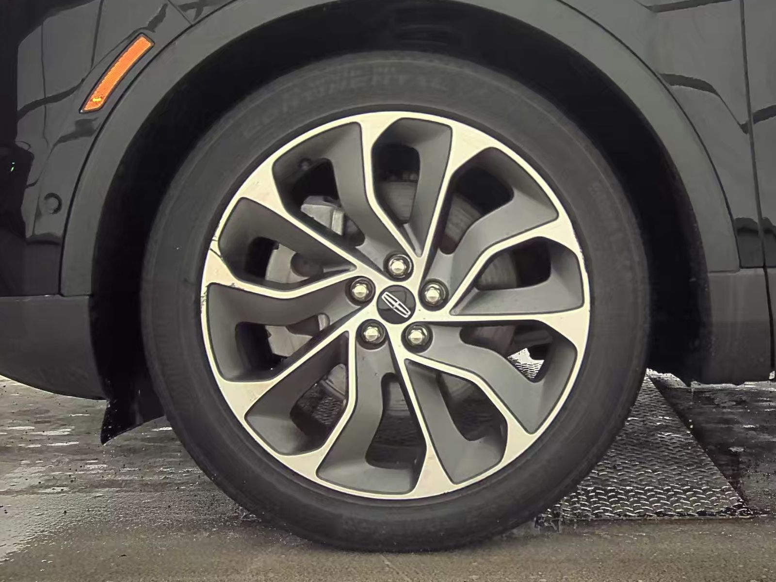 2022 Lincoln Nautilus Reserve AWD