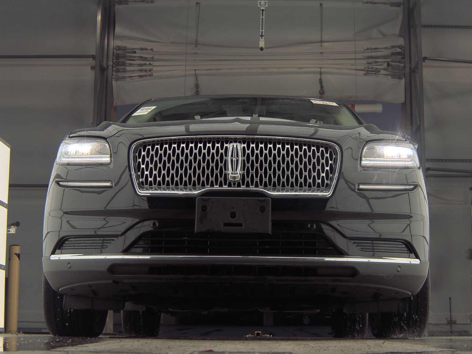 2022 Lincoln Nautilus Reserve AWD