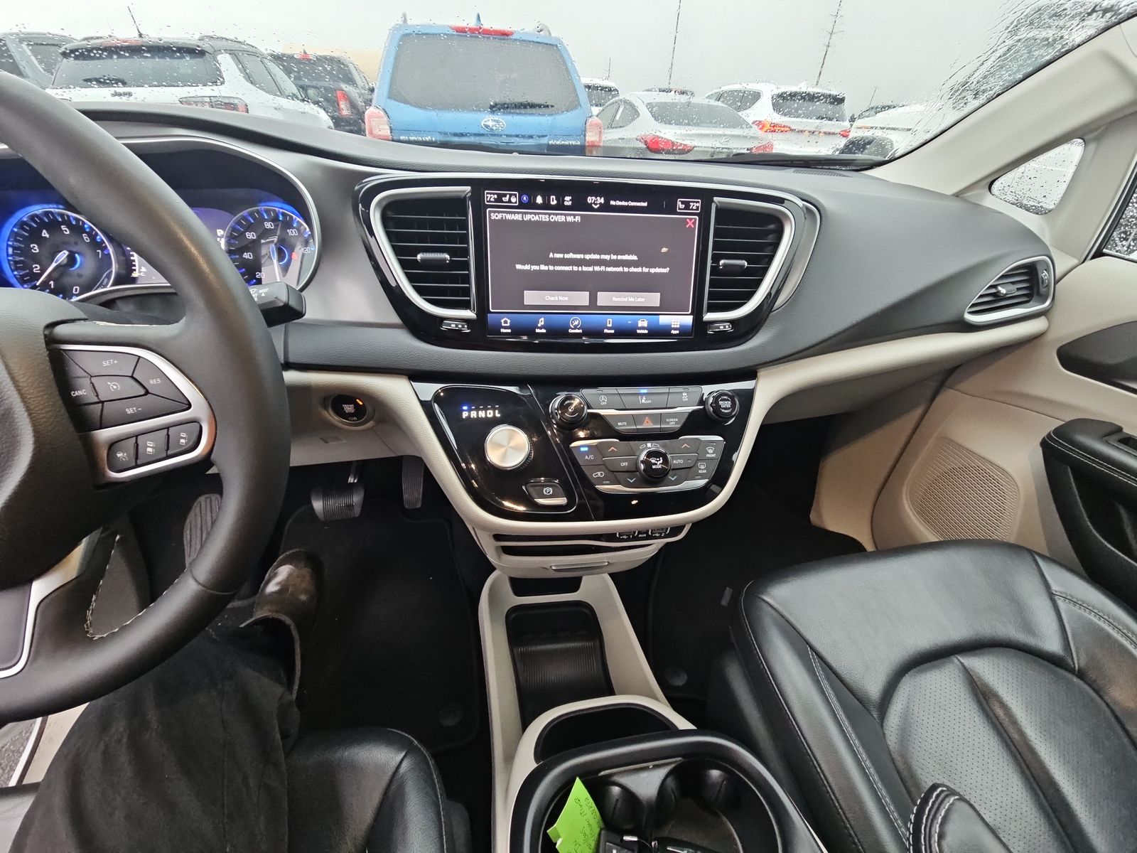 2022 Chrysler Pacifica Touring L FWD