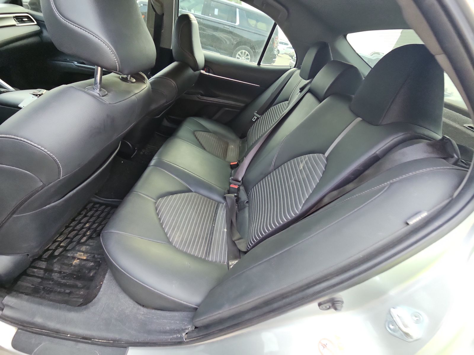 2018 Toyota Camry SE FWD