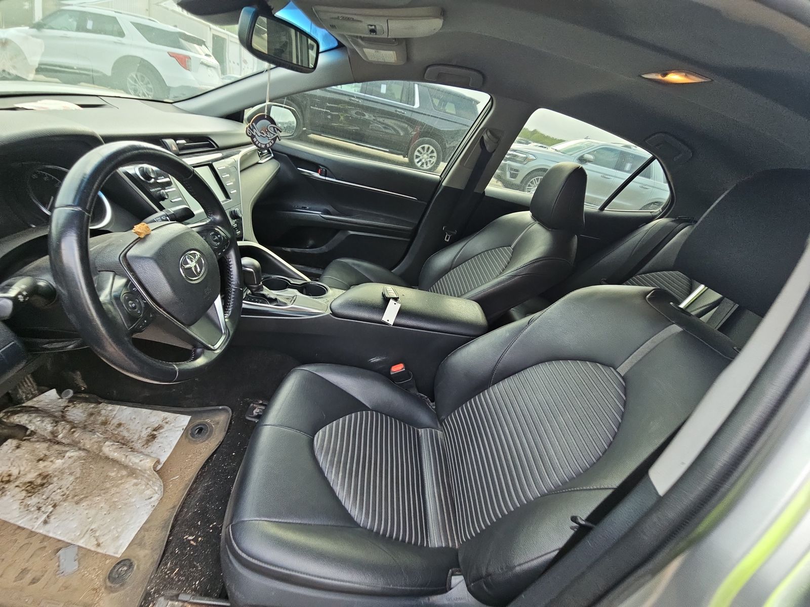2018 Toyota Camry SE FWD