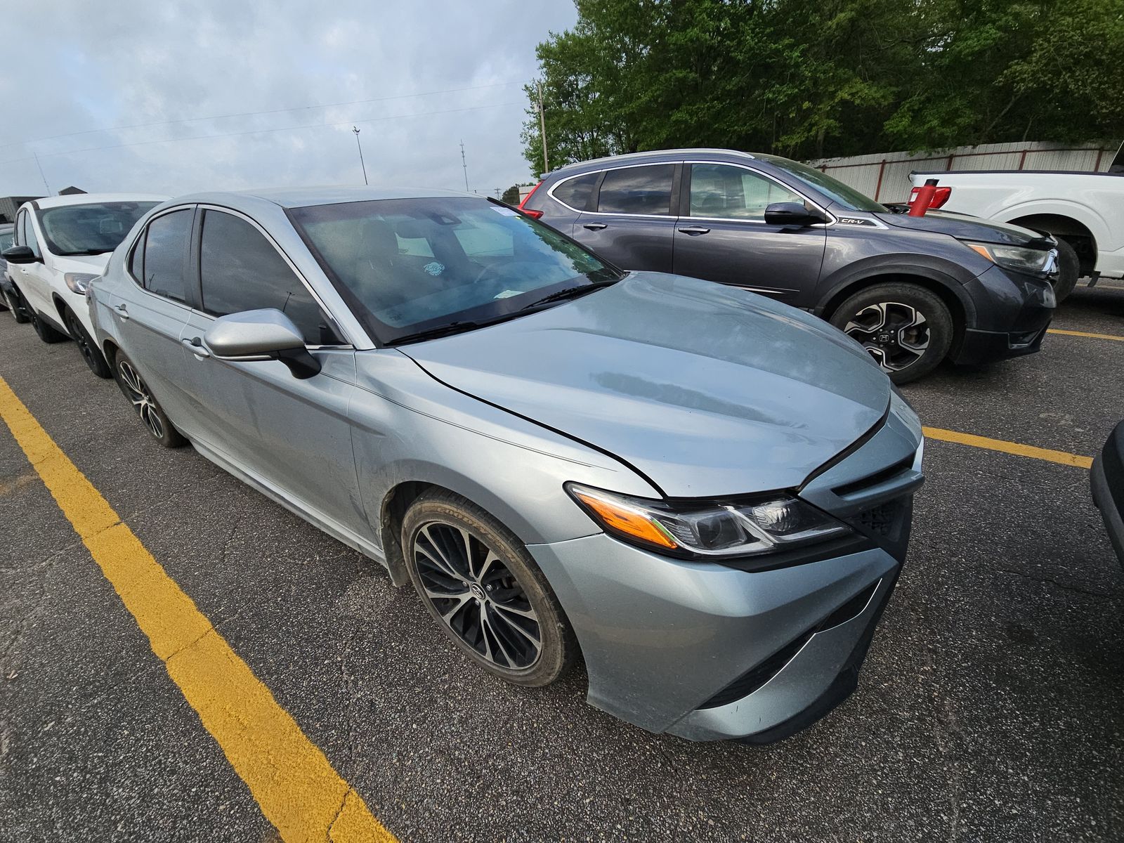 2018 Toyota Camry SE FWD
