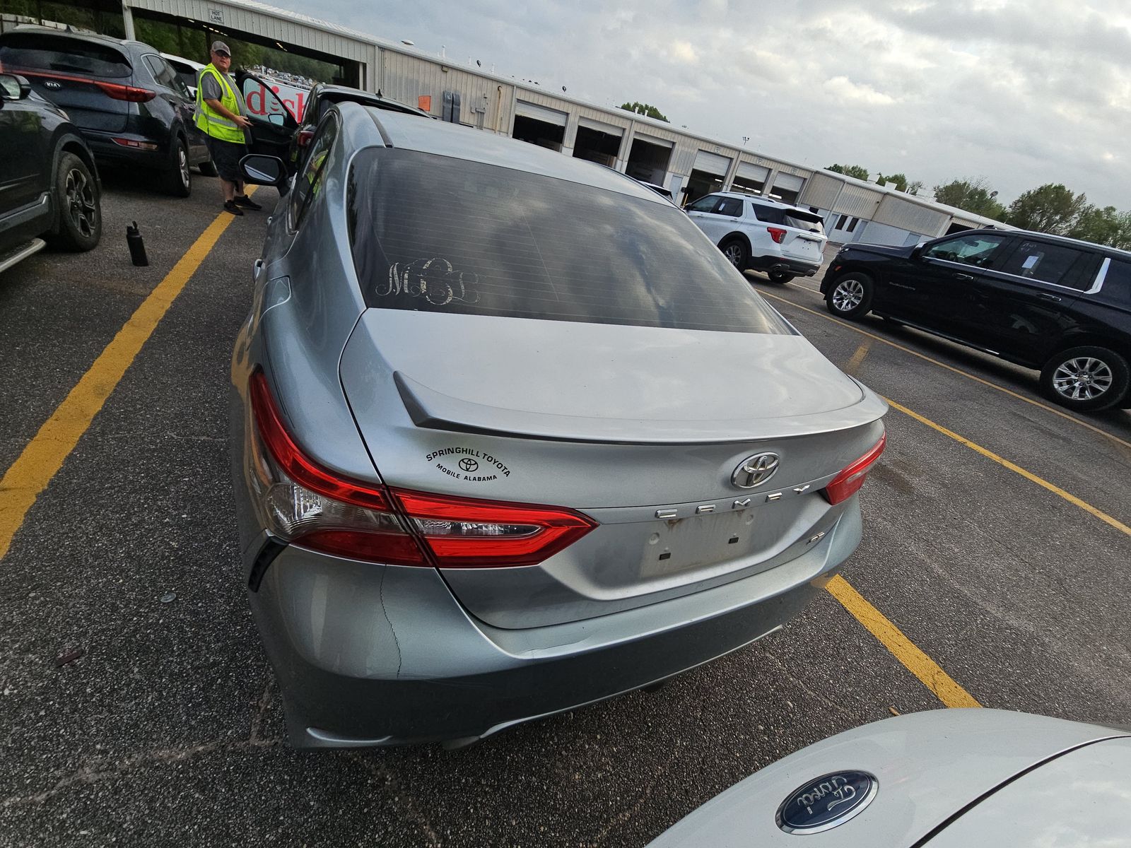 2018 Toyota Camry SE FWD