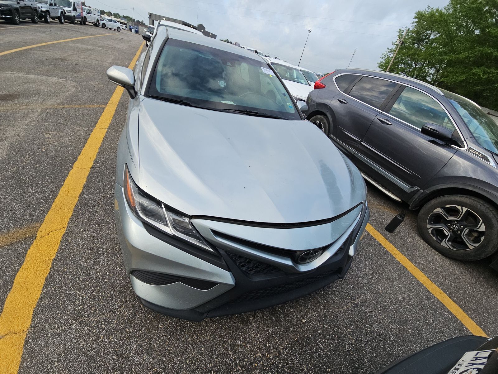 2018 Toyota Camry SE FWD