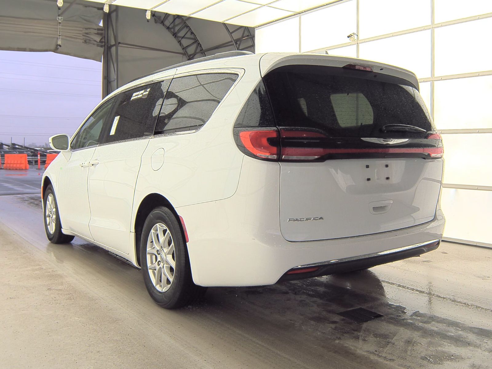 2022 Chrysler Pacifica Touring L FWD