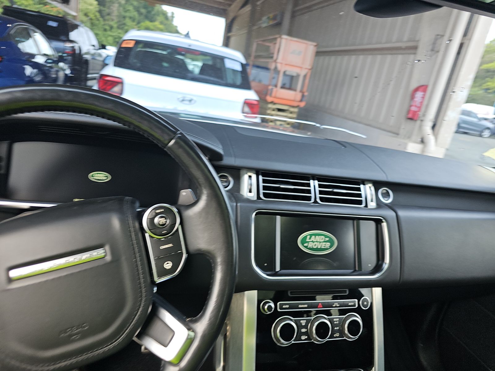 2015 Land Rover Range Rover HSE AWD