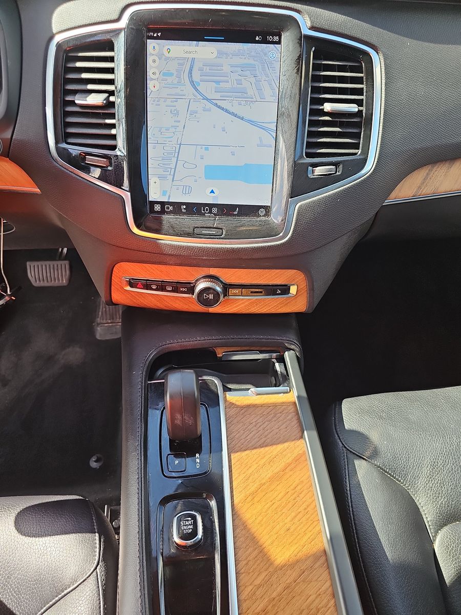 2023 Volvo XC90 B6 Plus AWD