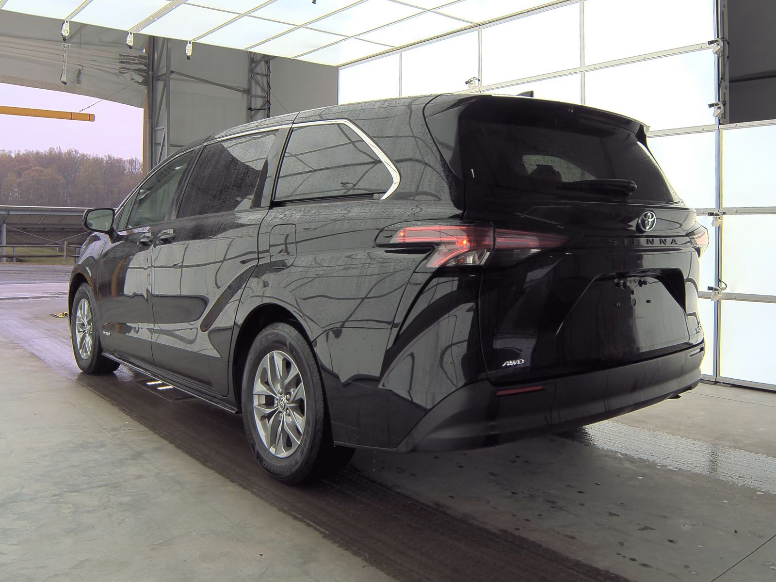 2021 Toyota Sienna LE AWD