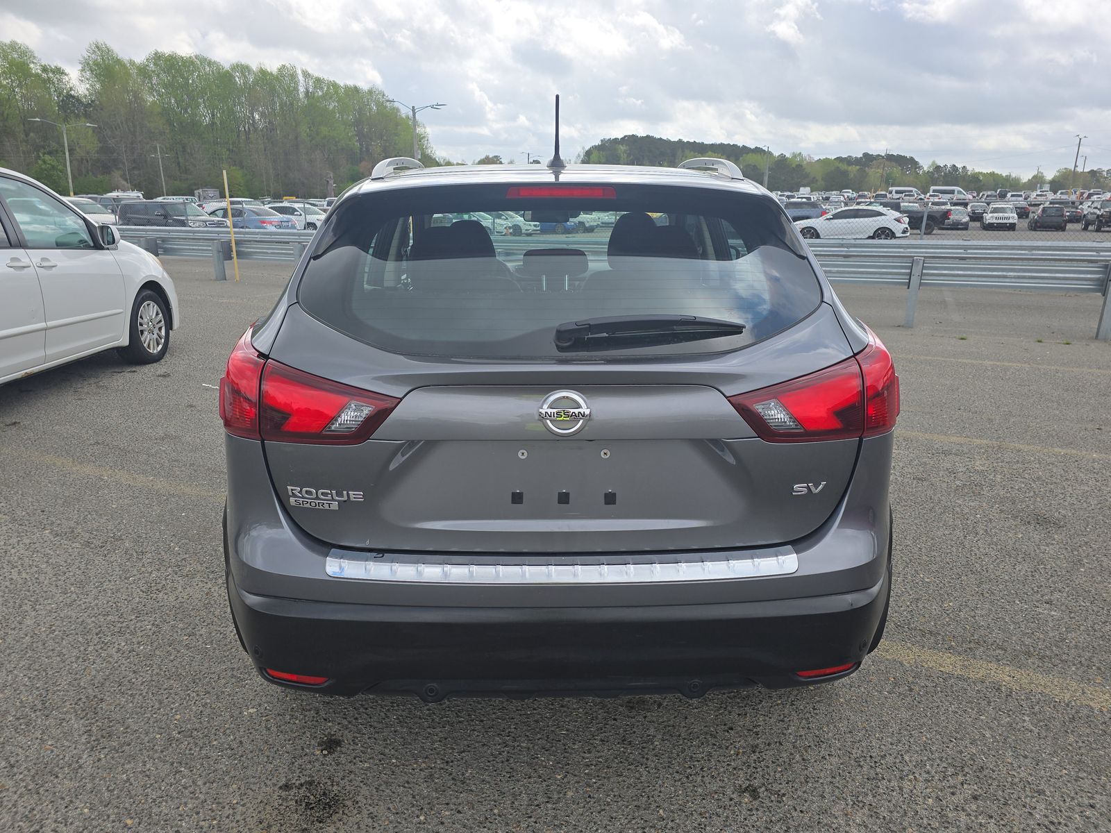2019 Nissan Rogue Sport SV FWD