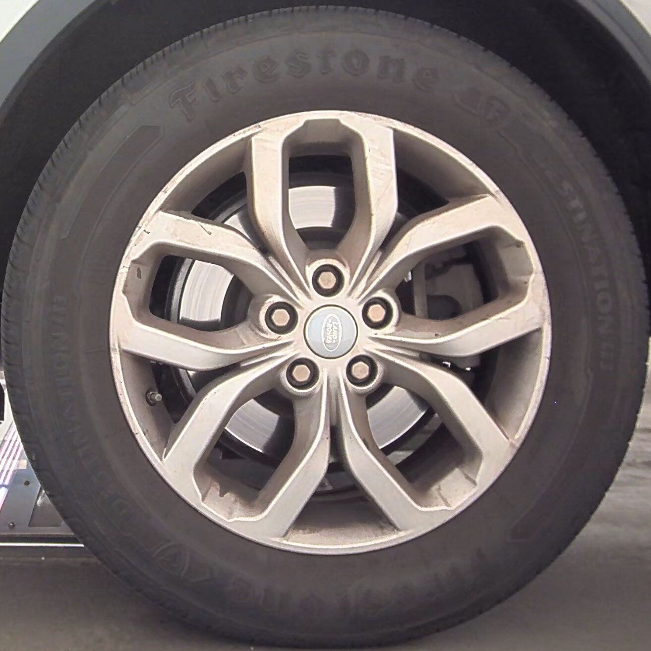 2020 Land Rover Discovery SE AWD