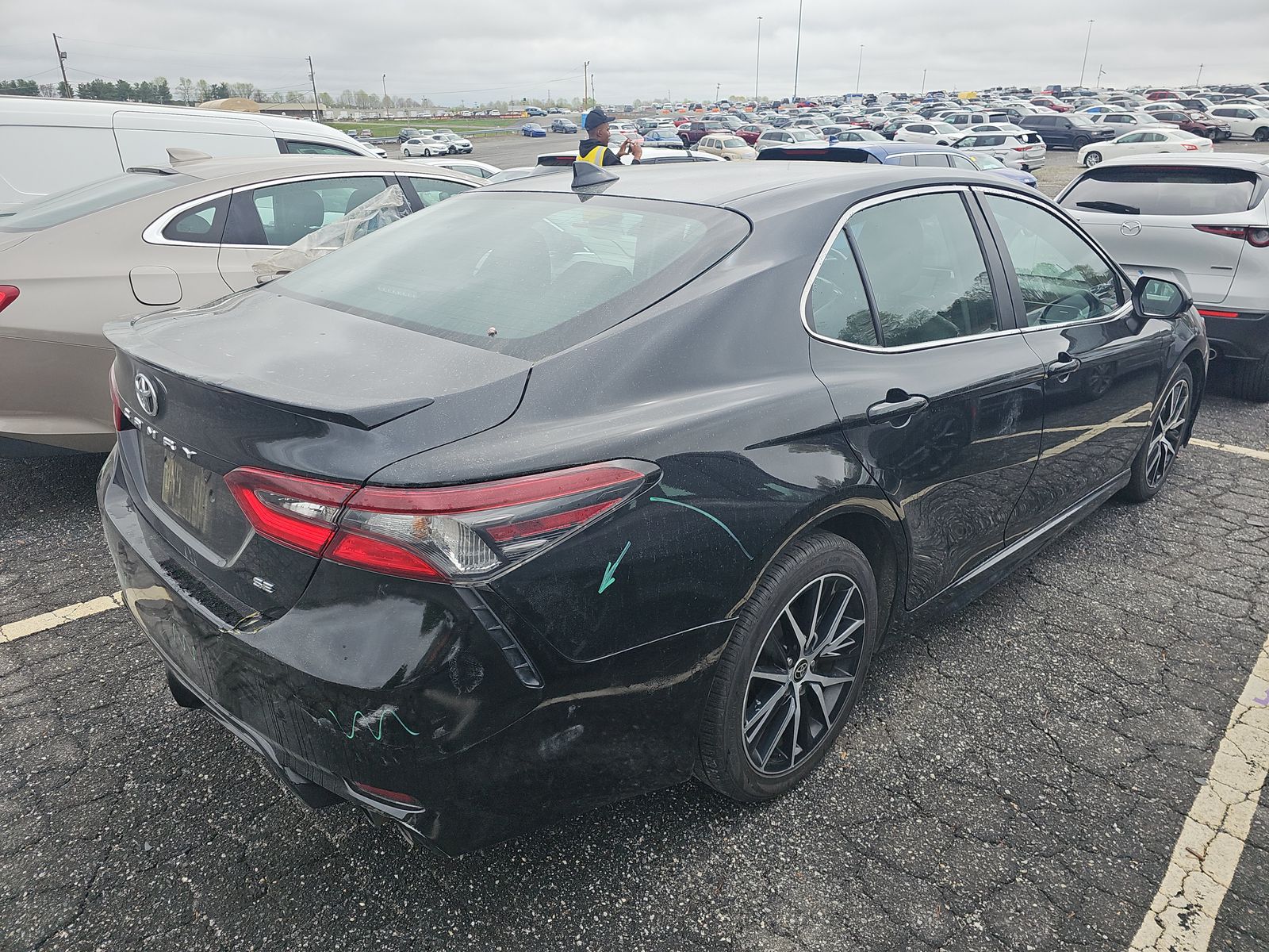 2023 Toyota Camry SE FWD