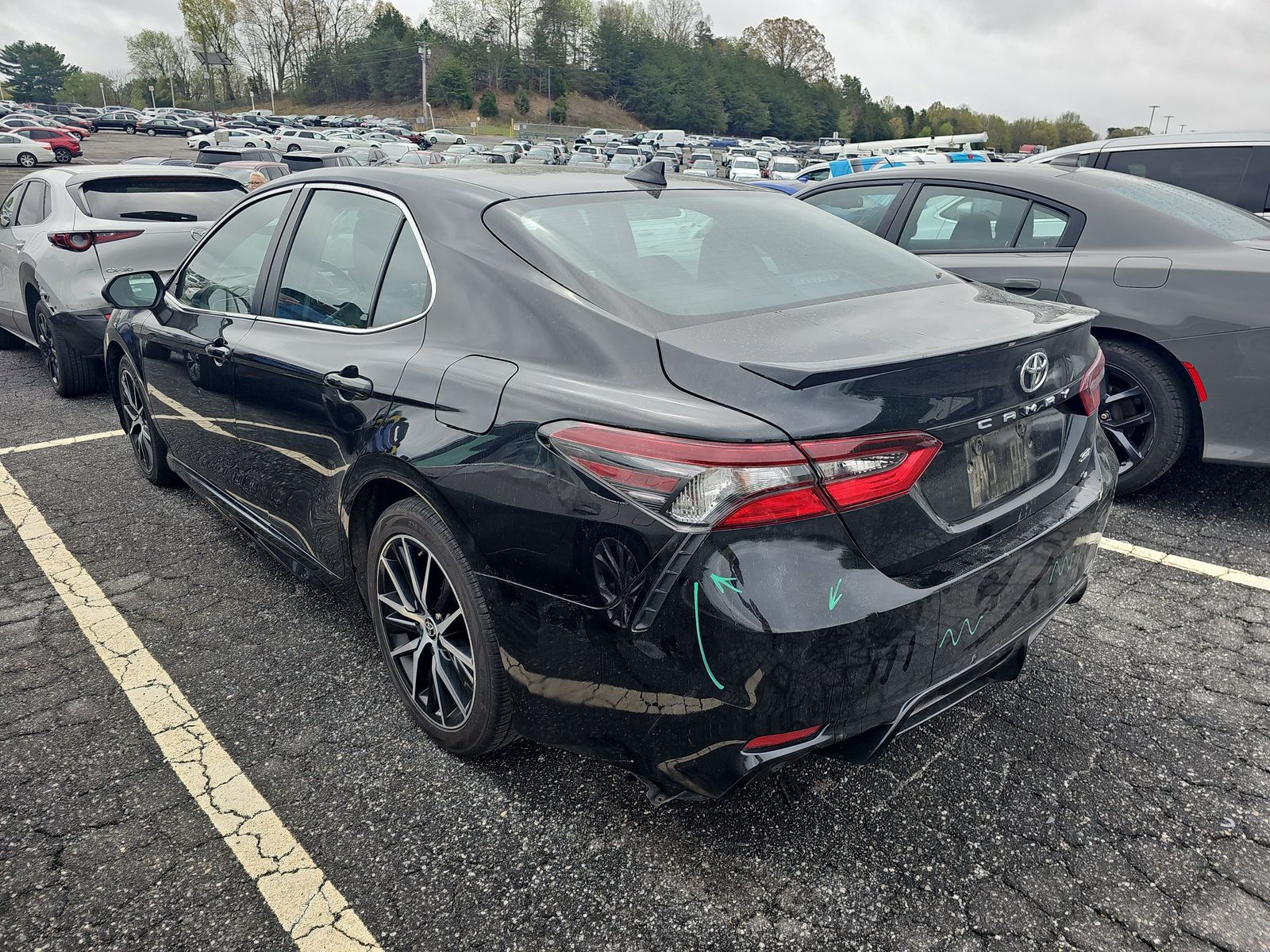 2023 Toyota Camry SE FWD