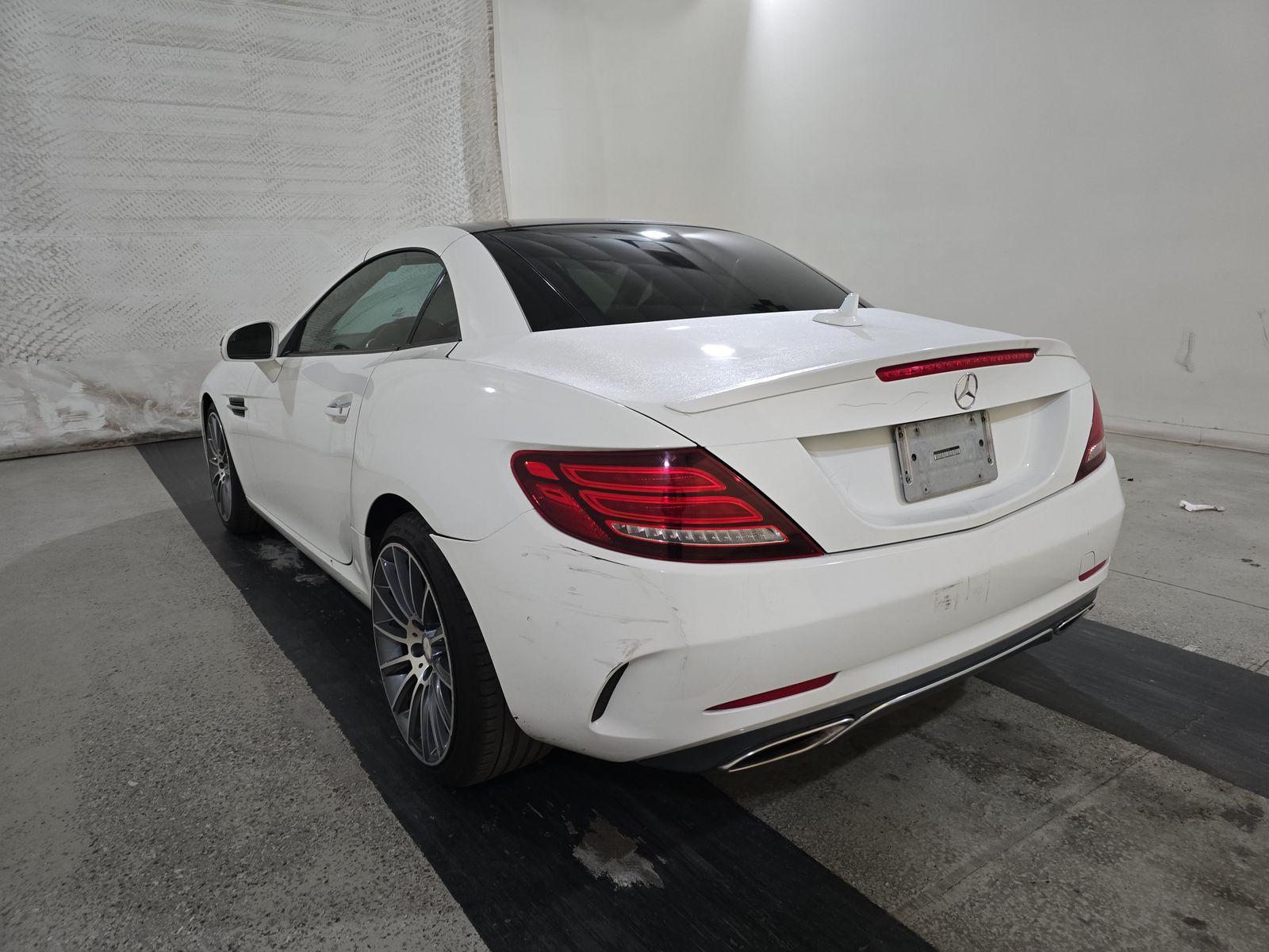 2017 Mercedes-Benz SLC SLC 300 RWD