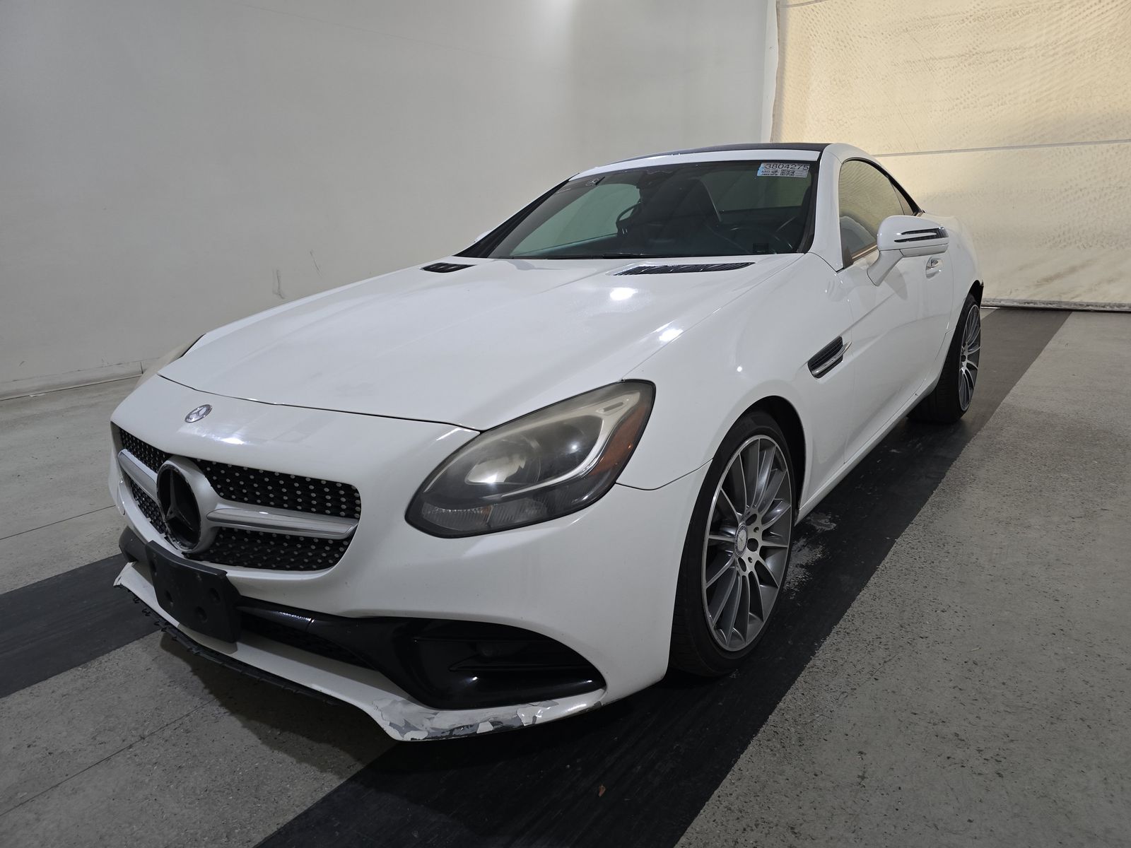 Авто з сша Mercedes-Benz SLC