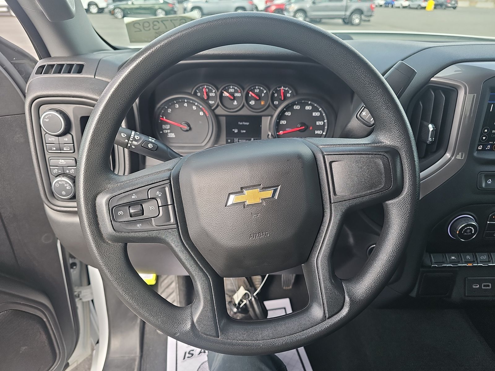 2022 Chevrolet Silverado 1500 Custom AWD