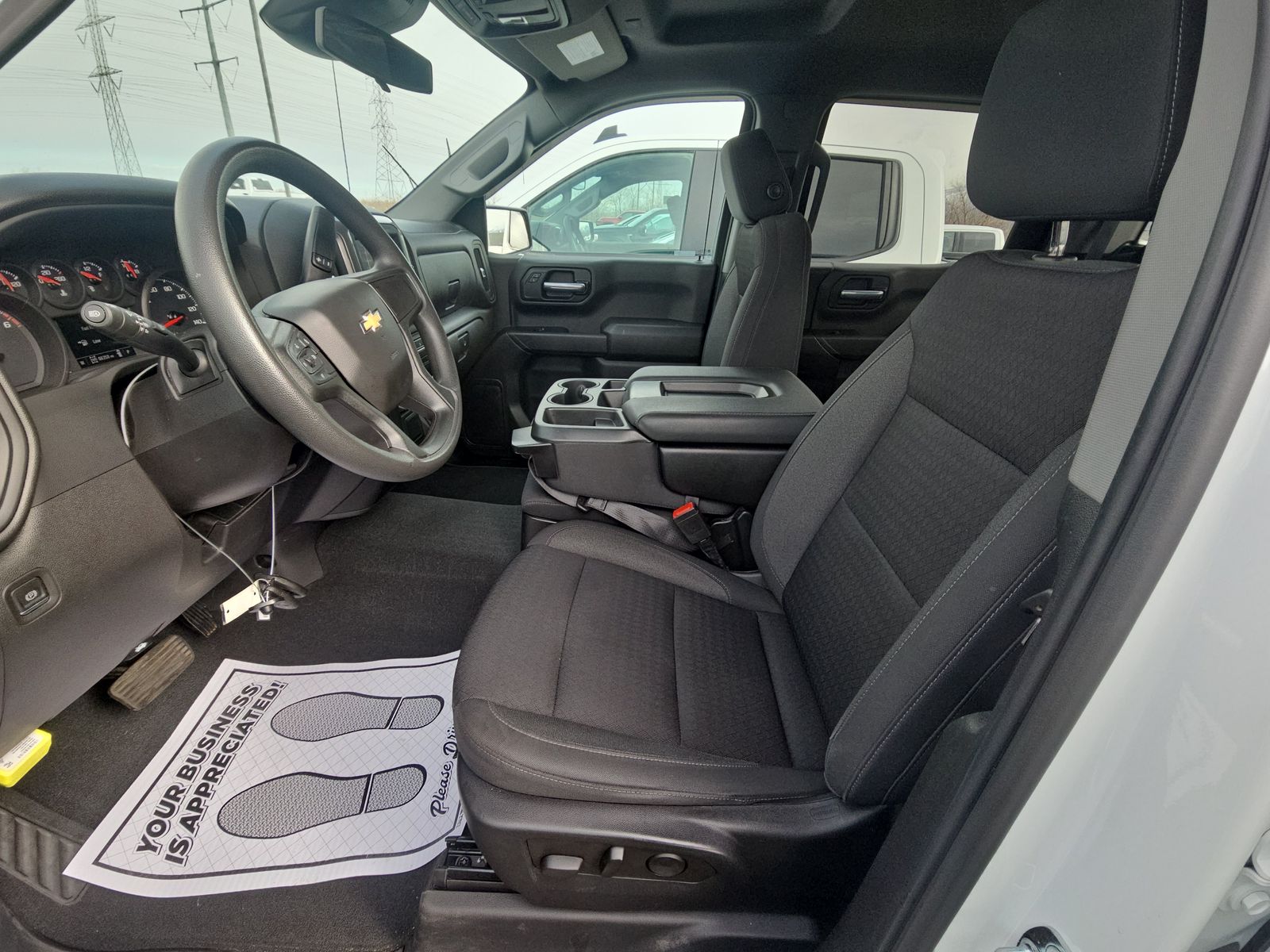 2022 Chevrolet Silverado 1500 Custom AWD