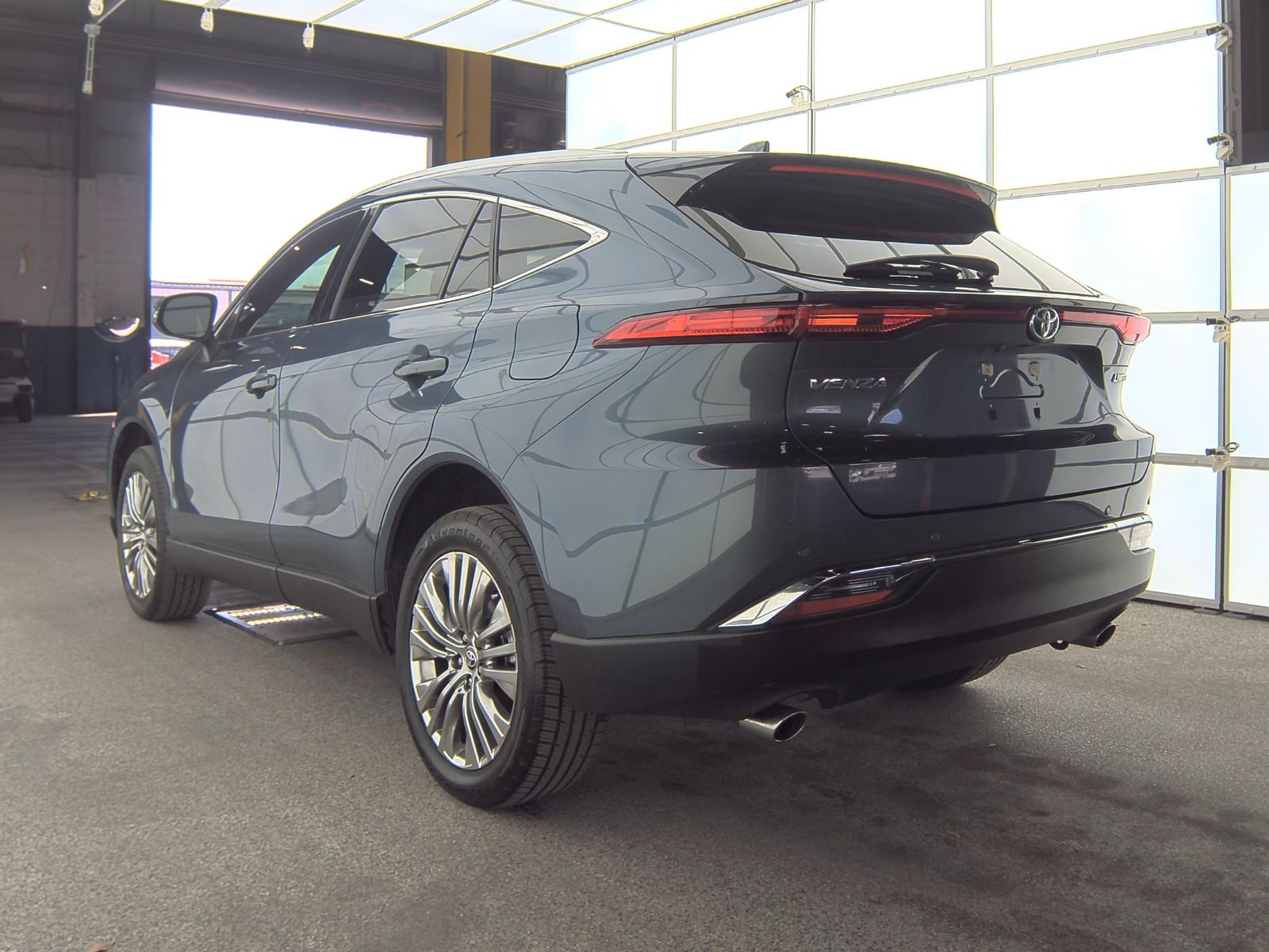 2023 Toyota Venza Limited AWD