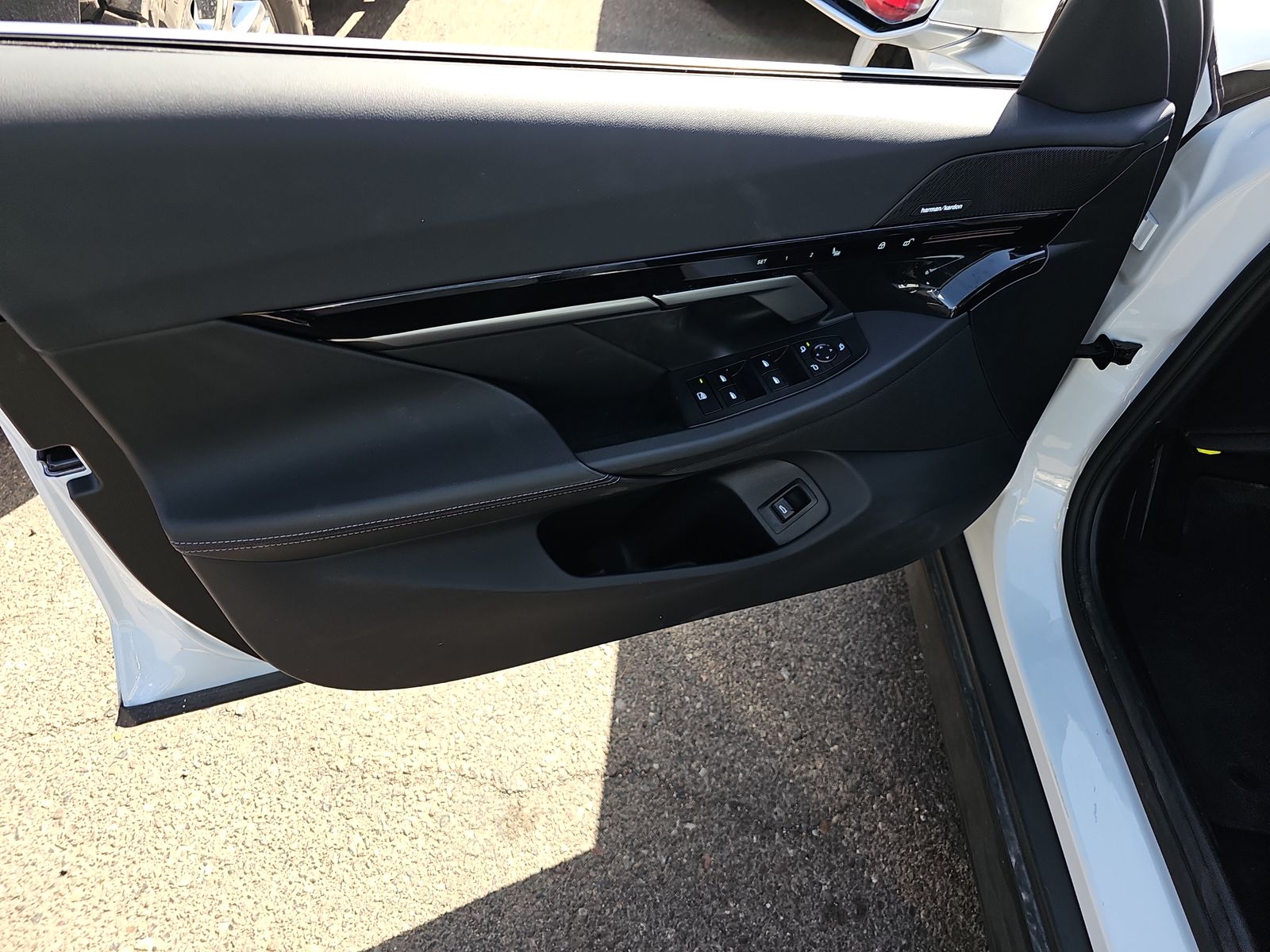 2024 BMW 5 Series 530i RWD