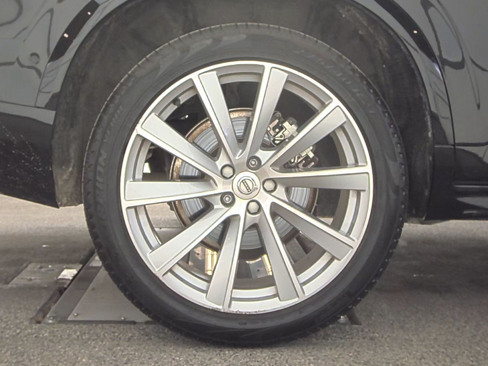 2023 Volvo XC90 B6 Plus AWD