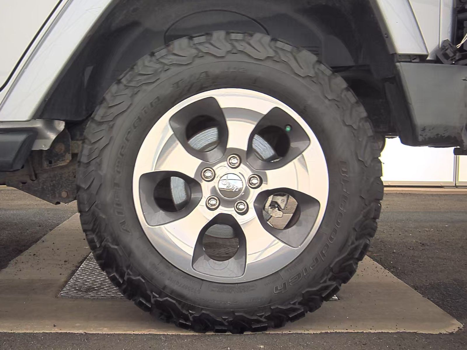 2018 Jeep Wrangler JK Unlimited Sahara AWD