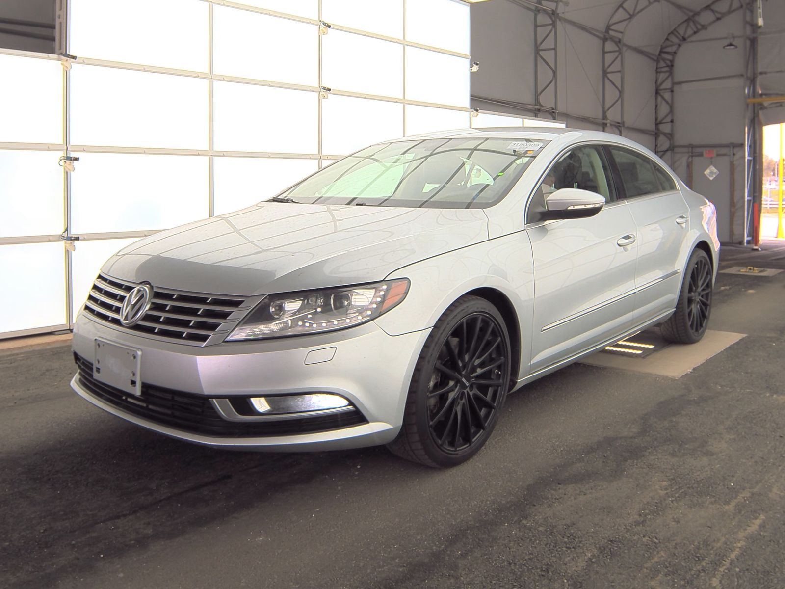High-quality used cars Volkswagen CC. Only Clean Title!