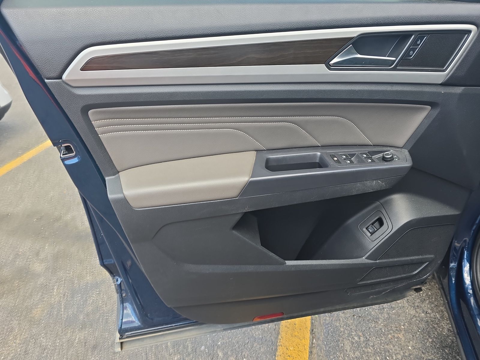 2021 Volkswagen Atlas 2.0T SE FWD
