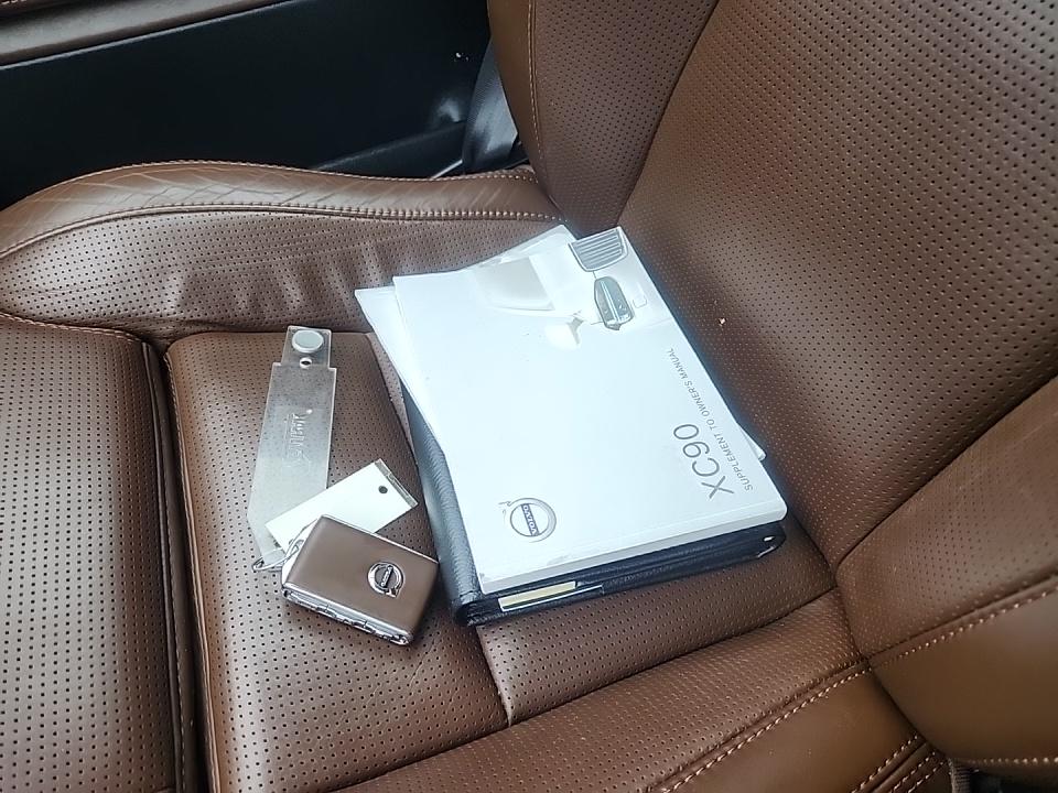 2019 Volvo XC90 T6 Inscription AWD